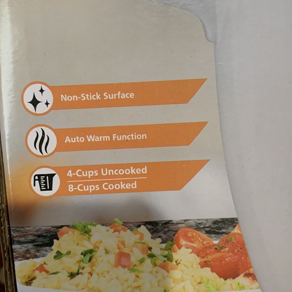 4 cups rice cooker with food steamer - Picture 3 of 4